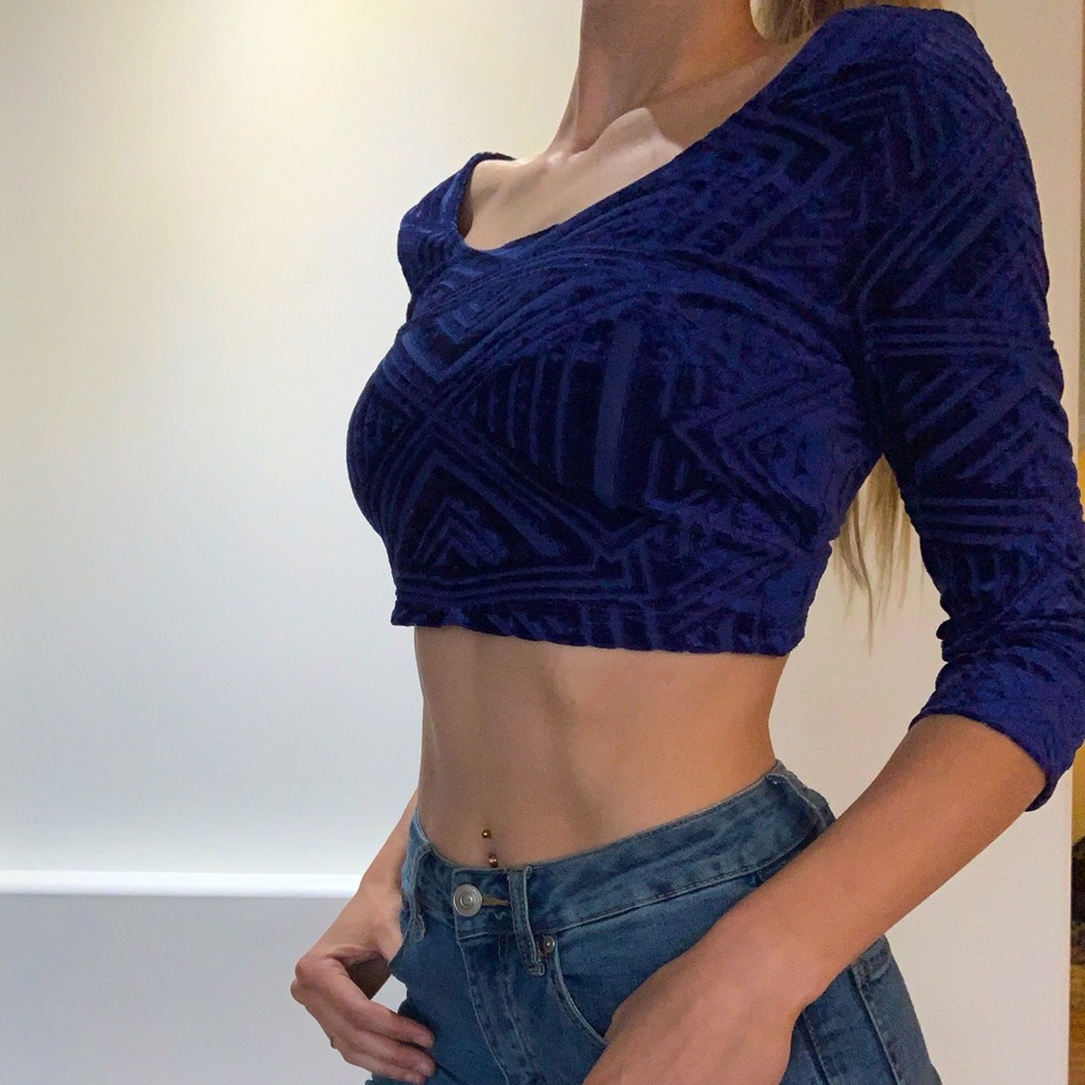 Crop top